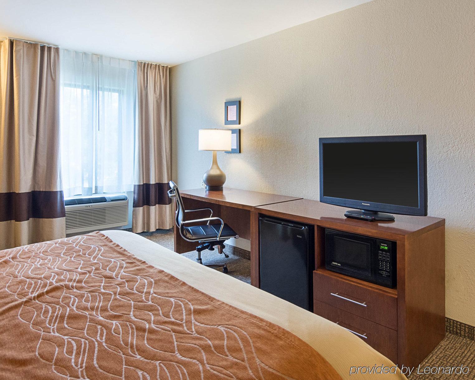 Red Roof Inn Newport News - Йорктаун Екстер'єр фото