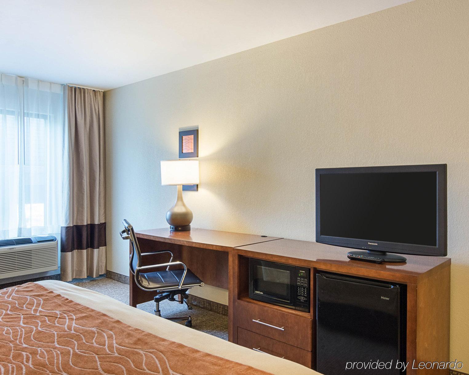 Red Roof Inn Newport News - Йорктаун Екстер'єр фото